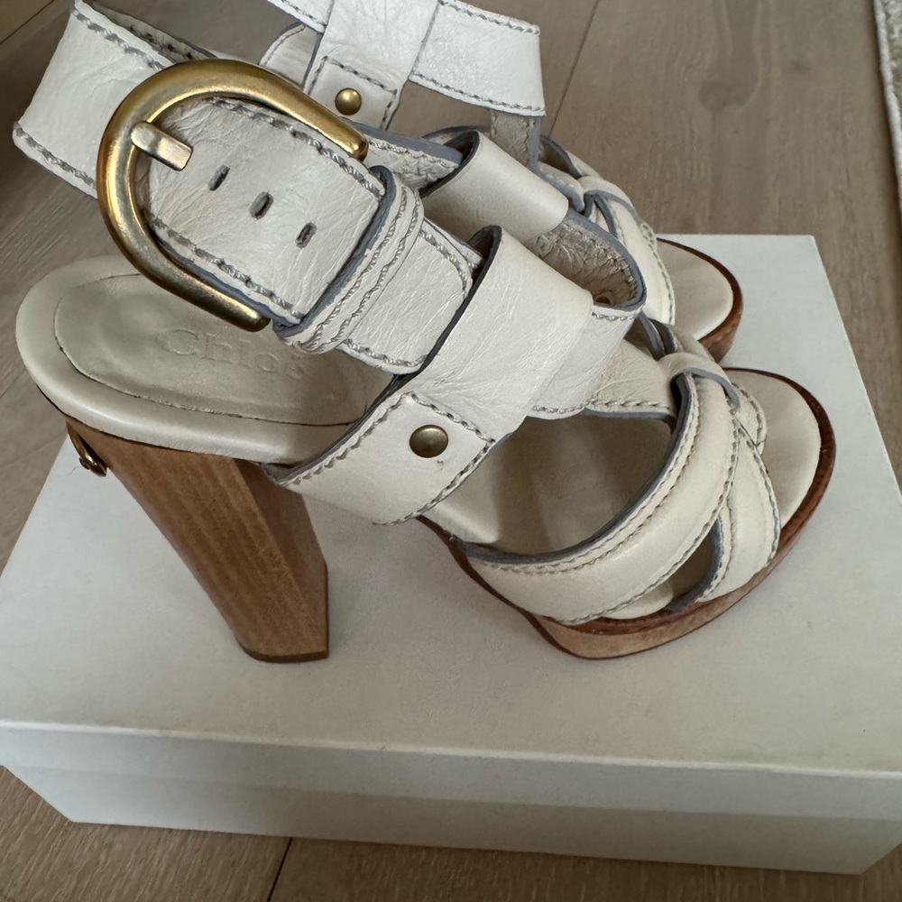Chloé Ivory Leather Platform Sandals with Wood Block Heel and Gold Hardware